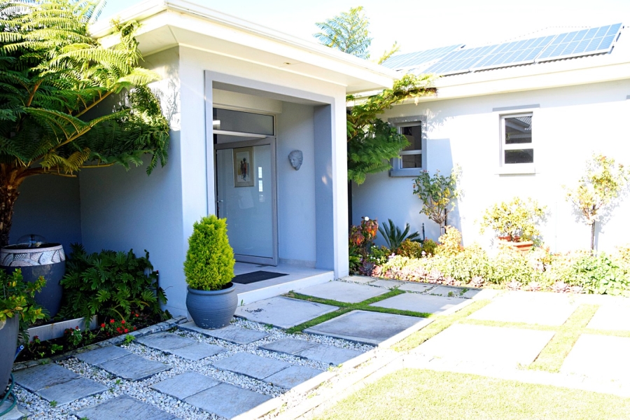 2 Bedroom Property for Sale in Robberg Ridge Western Cape